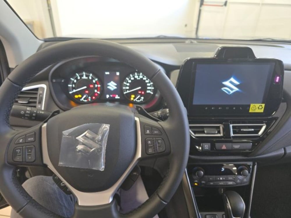 Suzuki S-Cross nuova a Reggio Emilia (10)