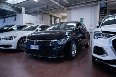 Volkswagen Golf 2.0 tdi Life 115cv del 2020 usata a Torino
