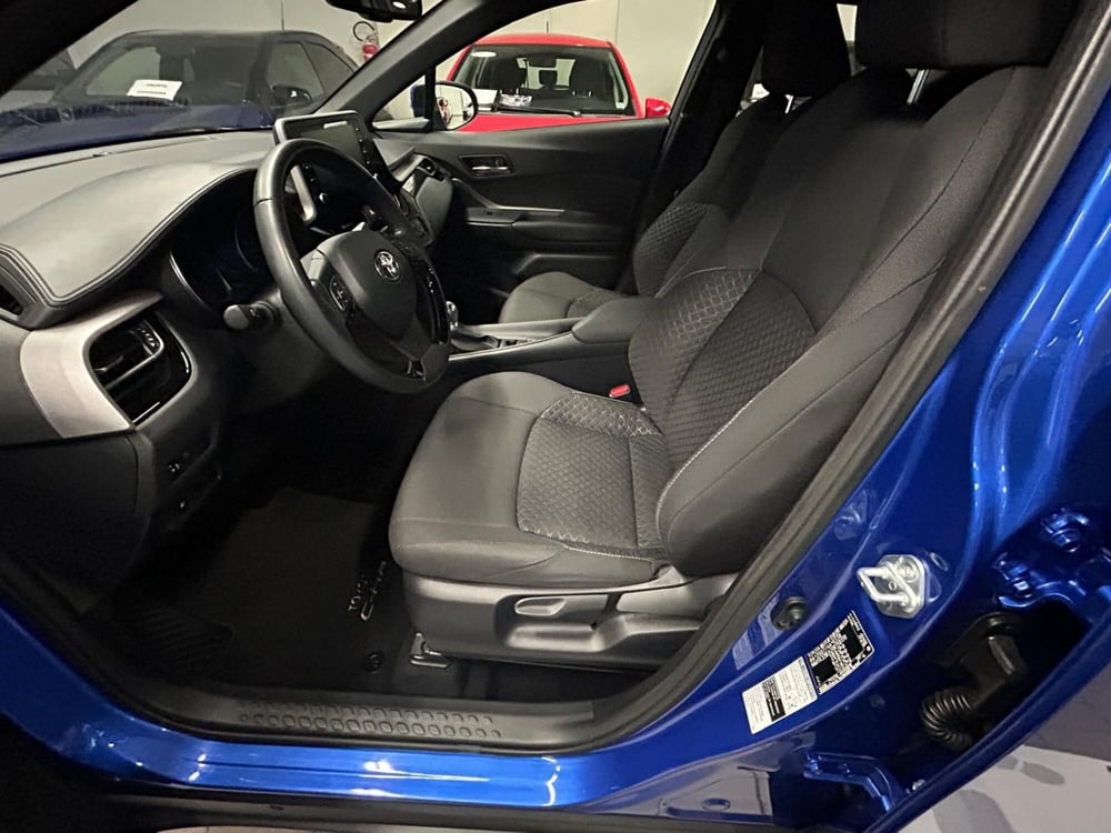 Toyota Toyota C-HR usata a Bergamo (11)