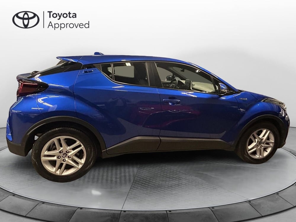 Toyota Toyota C-HR usata a Bergamo (13)