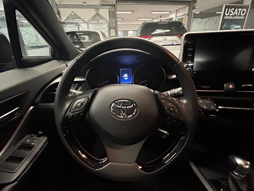 Toyota Toyota C-HR usata a Bergamo (15)