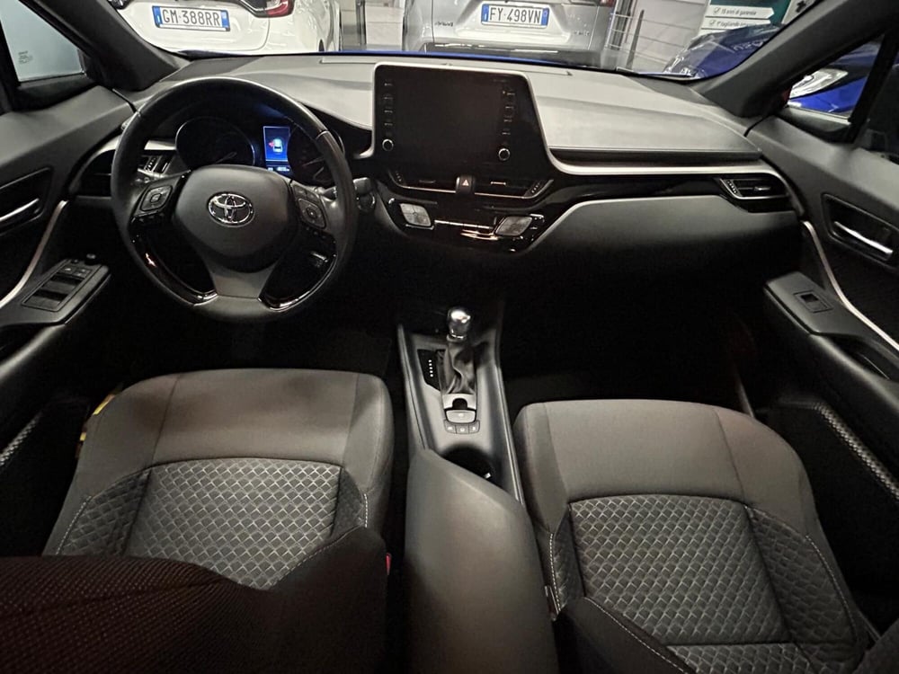 Toyota Toyota C-HR usata a Bergamo (8)