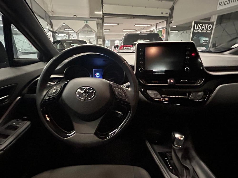 Toyota Toyota C-HR usata a Bergamo (9)