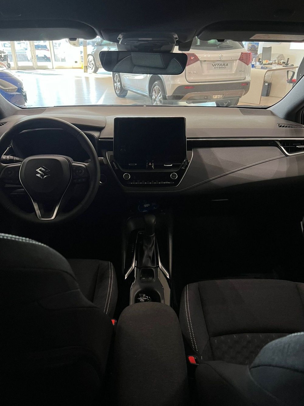 Suzuki Swace nuova a Pordenone (7)
