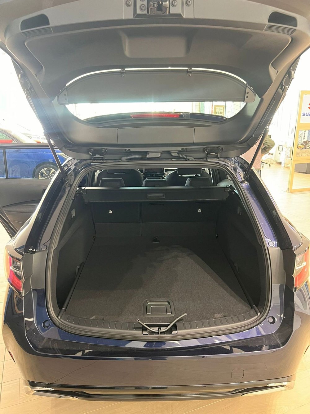 Suzuki Swace nuova a Pordenone (8)