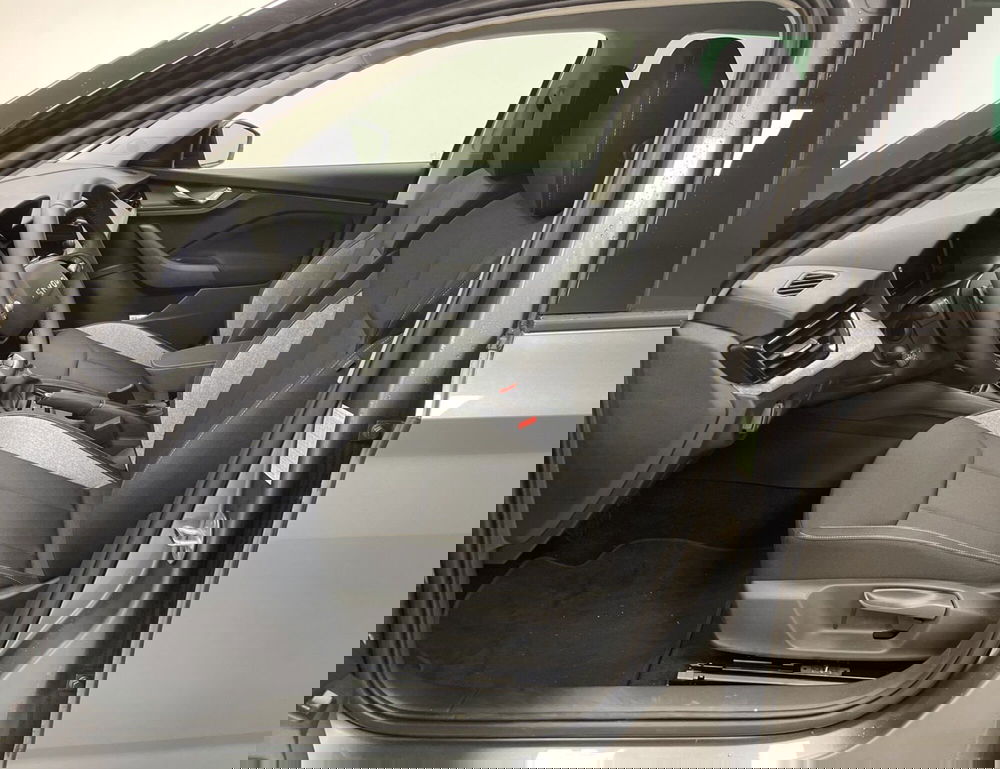 Skoda Kamiq nuova a Varese (8)