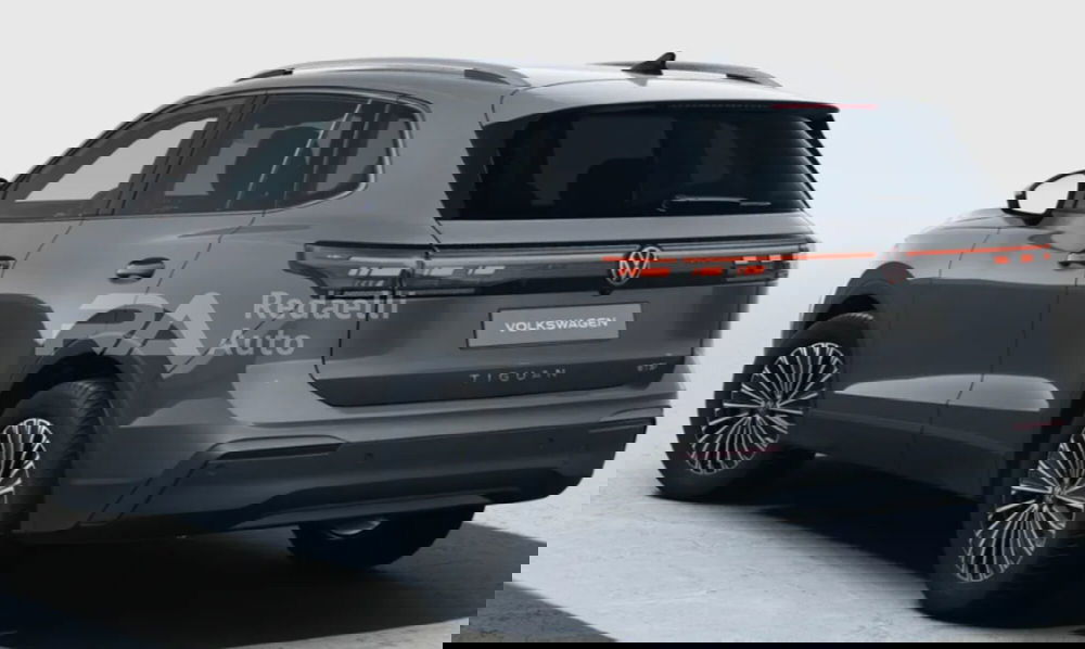 Volkswagen Tiguan nuova a Lecco (3)