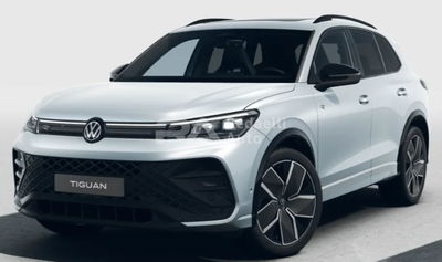 Volkswagen Tiguan 1.5 etsi R-Line 150cv dsg nuova a Casatenovo