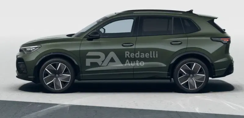 Volkswagen Tiguan nuova a Lecco (2)