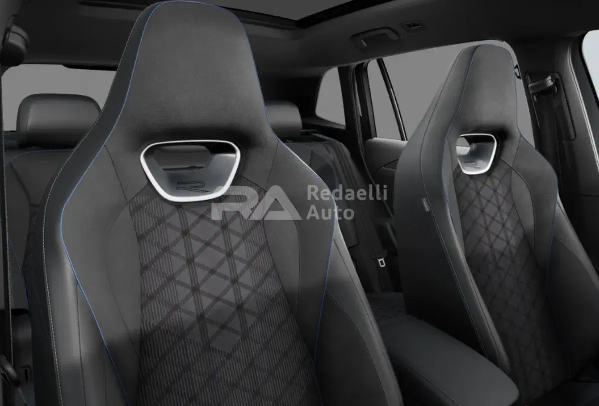 Volkswagen Tiguan nuova a Lecco (8)