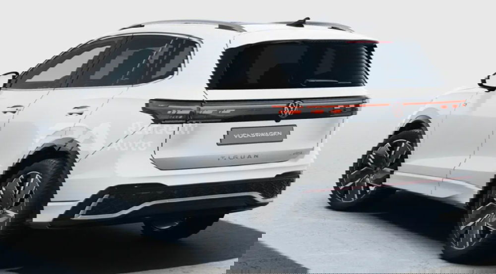 Volkswagen Tiguan nuova a Lecco (3)