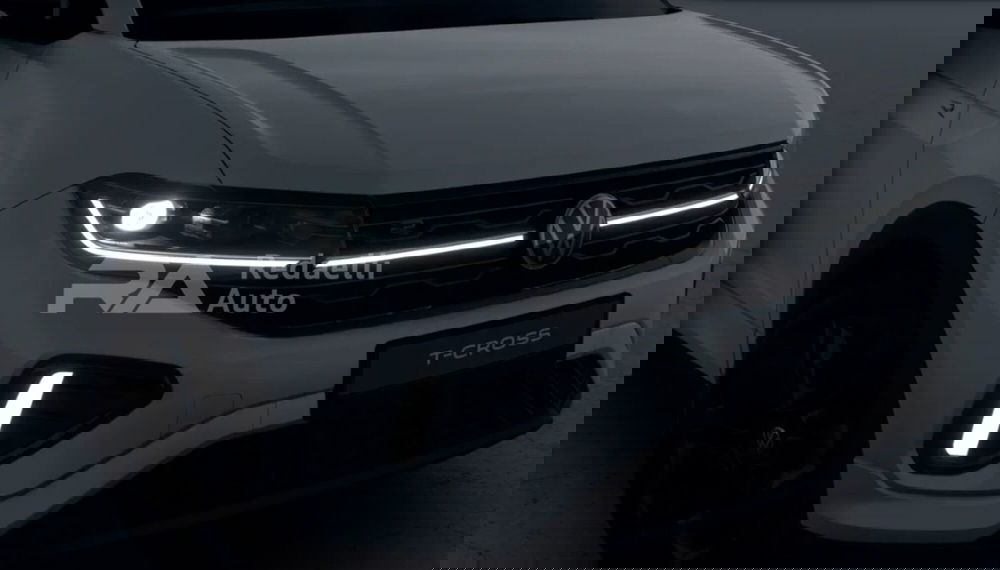 Volkswagen T-Cross nuova a Lecco (4)