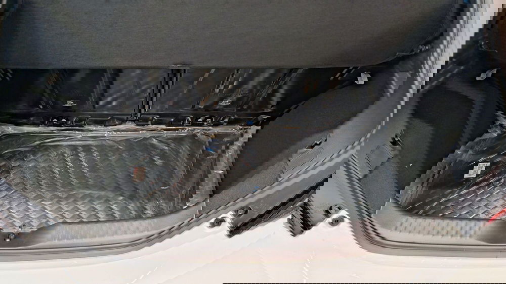 Toyota Aygo X nuova a Catanzaro (9)