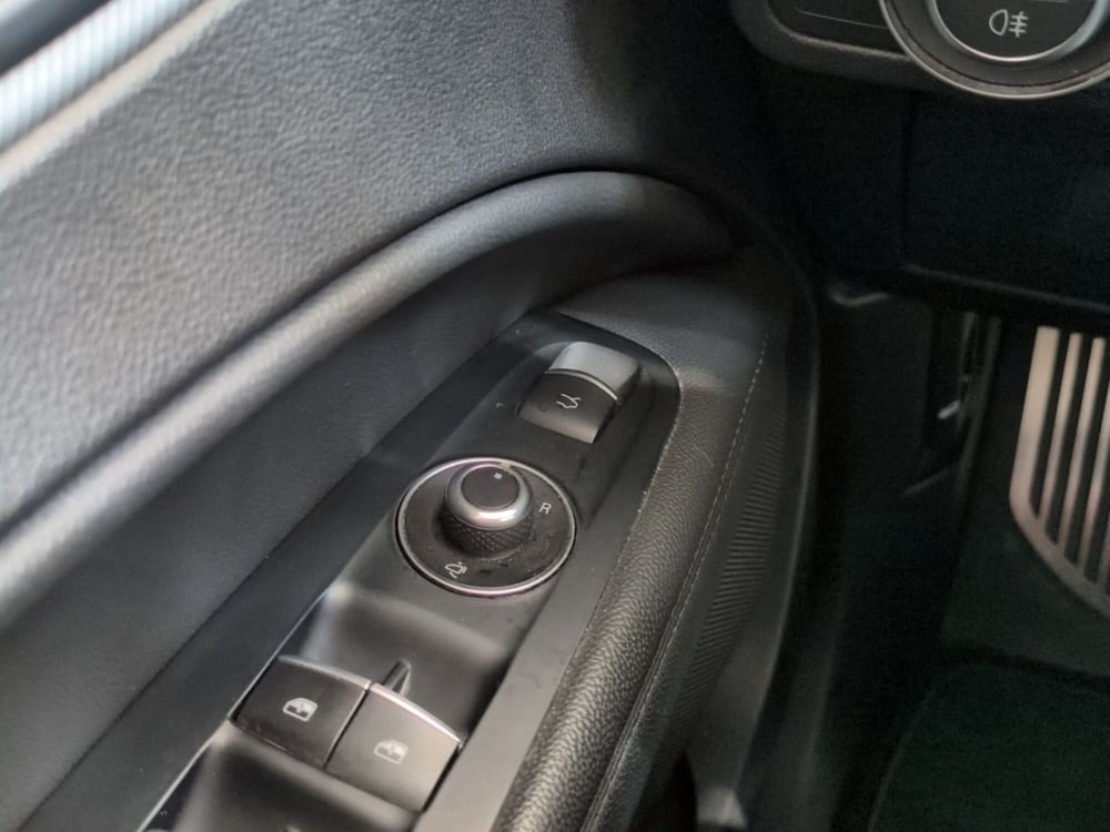 Alfa Romeo Stelvio usata a Agrigento (12)