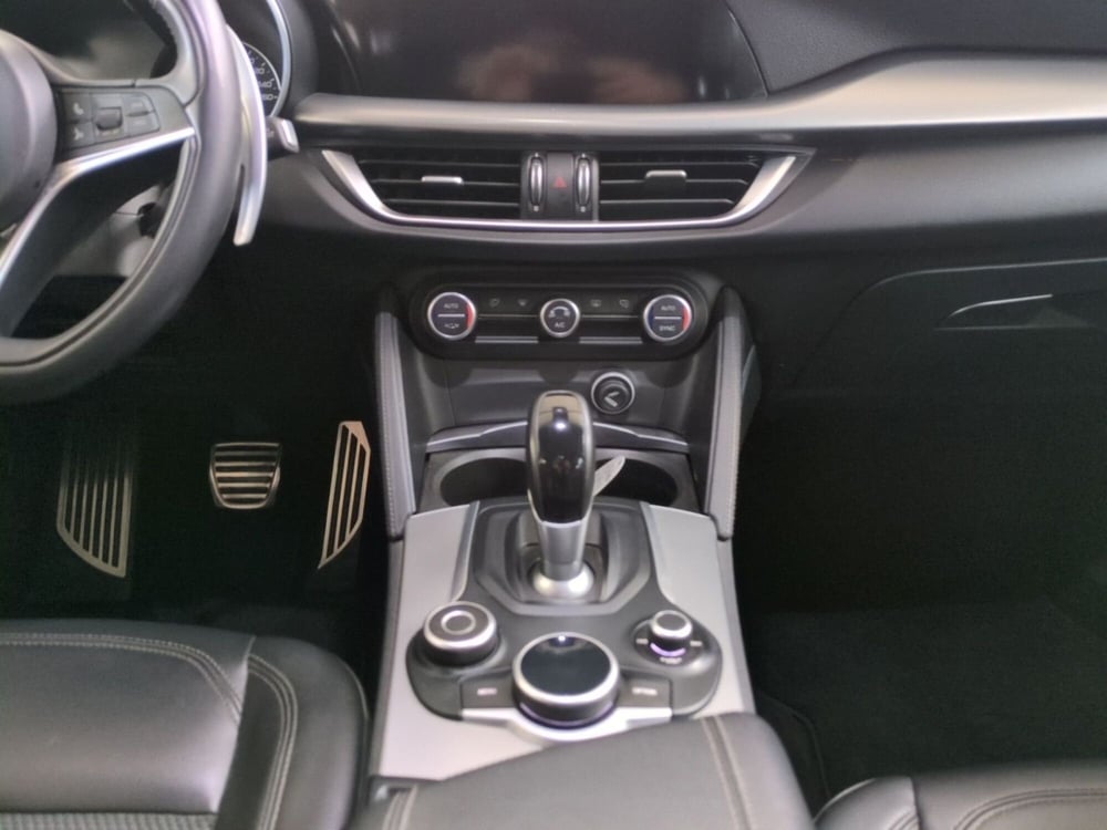Alfa Romeo Stelvio usata a Agrigento (8)