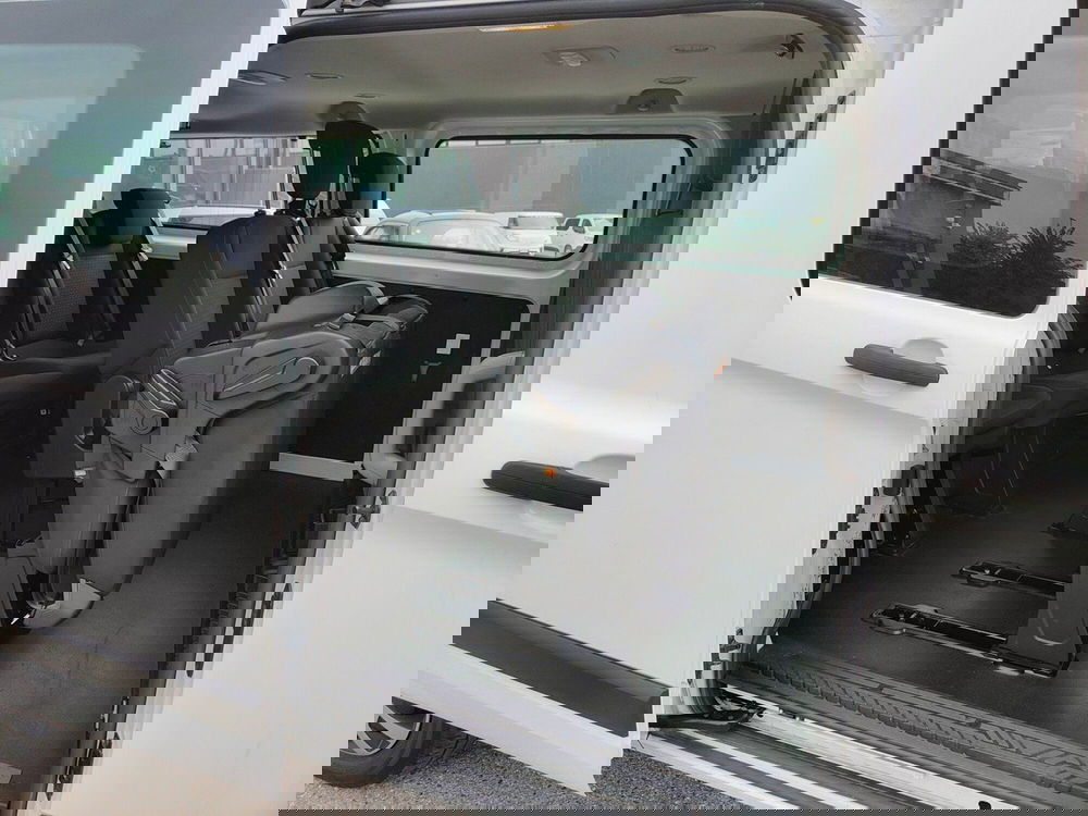 Ford Transit Custom Furgone usata a Torino (16)