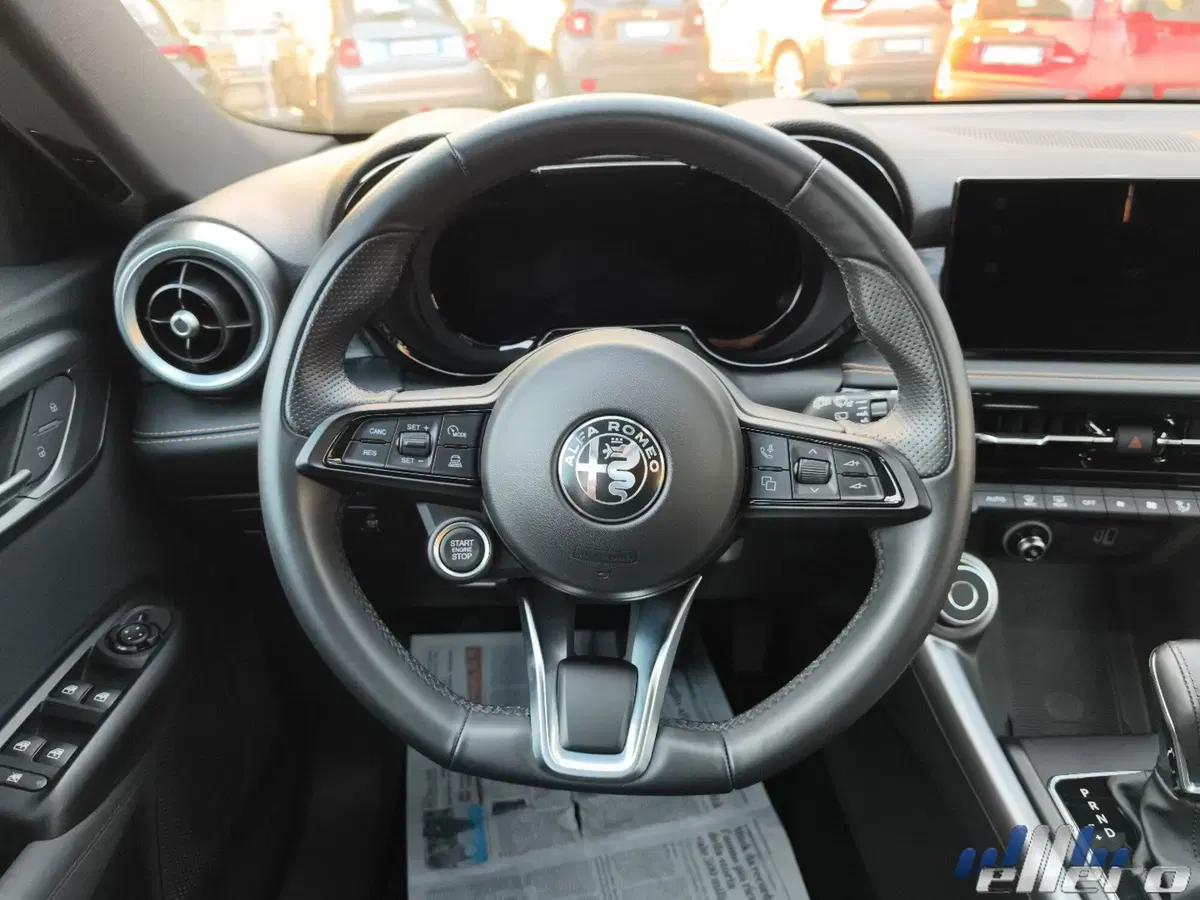 Alfa Romeo Tonale nuova a Cuneo (13)