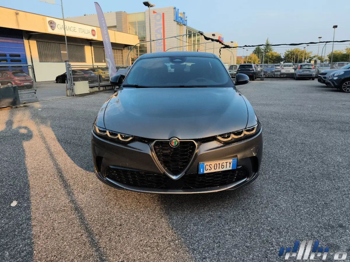 Alfa Romeo Tonale nuova a Cuneo (2)