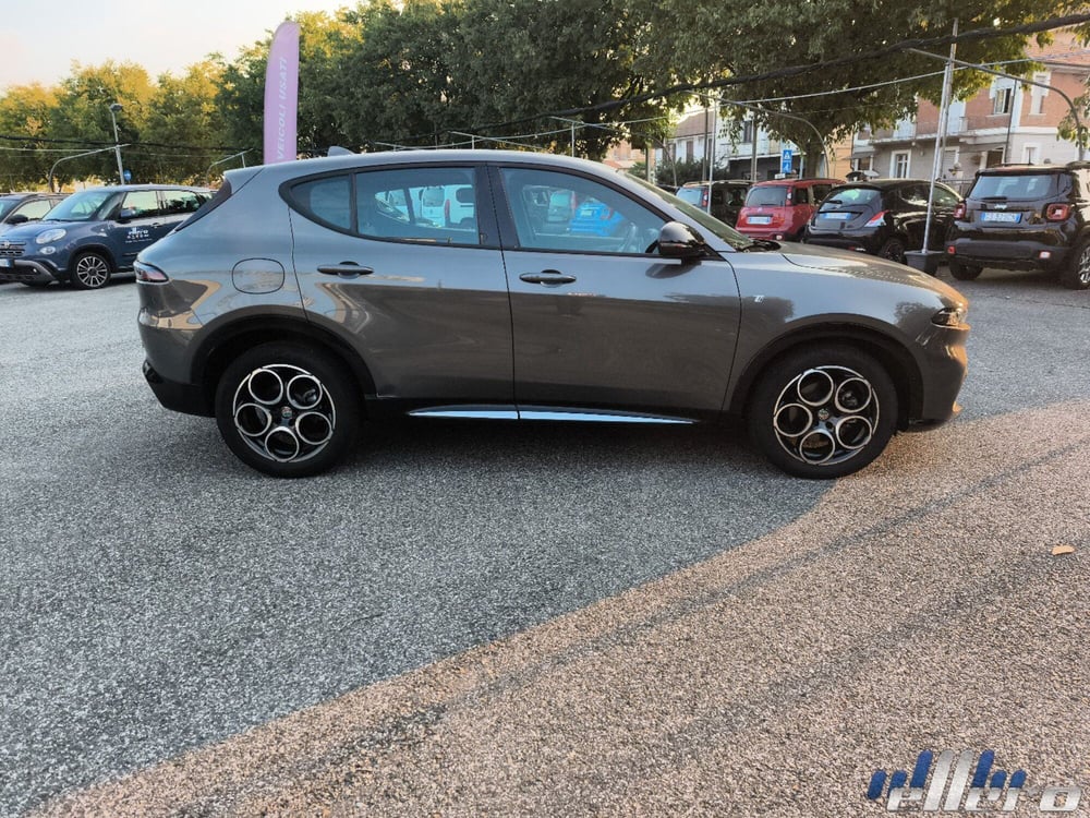 Alfa Romeo Tonale nuova a Cuneo (4)