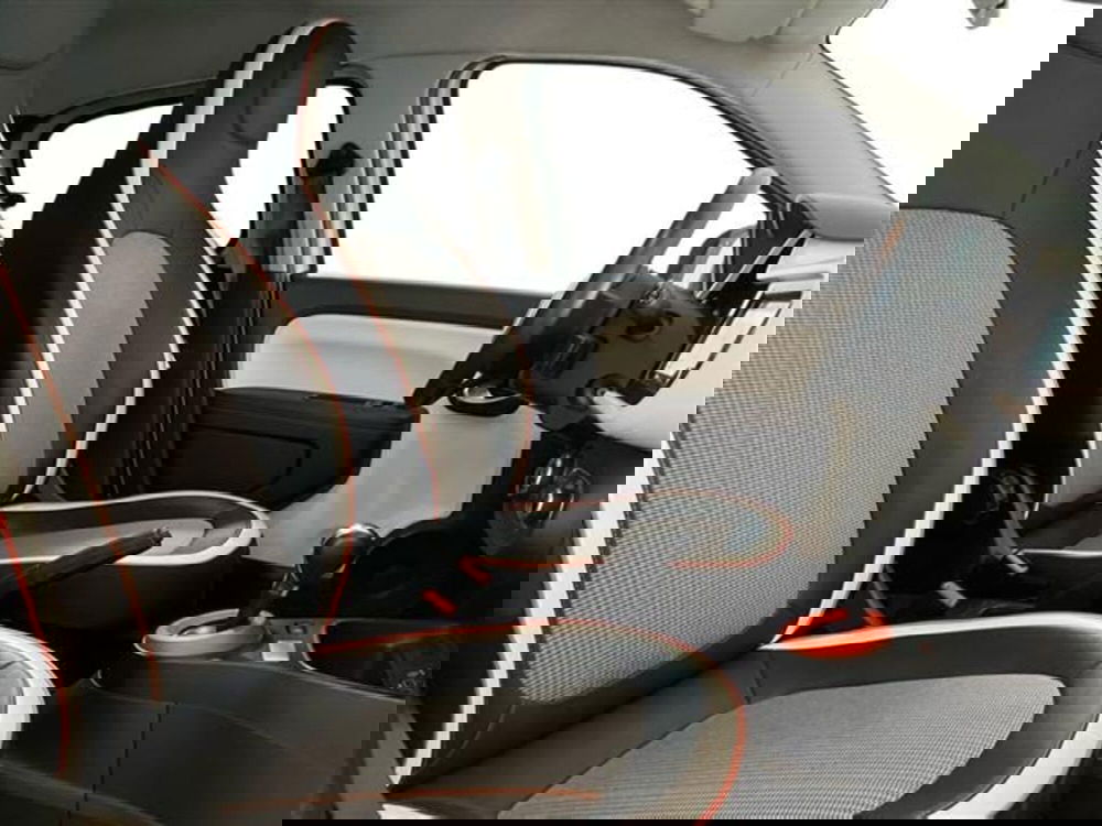 Renault Twingo usata a Como (11)