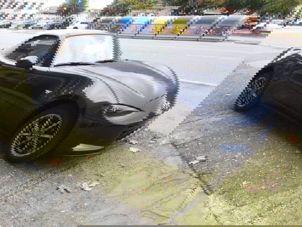 Mazda MX-5 nuova a Firenze (4)