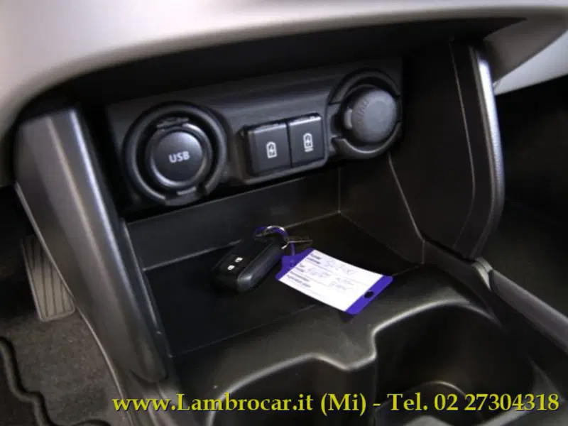 Suzuki Swift nuova a Milano (14)