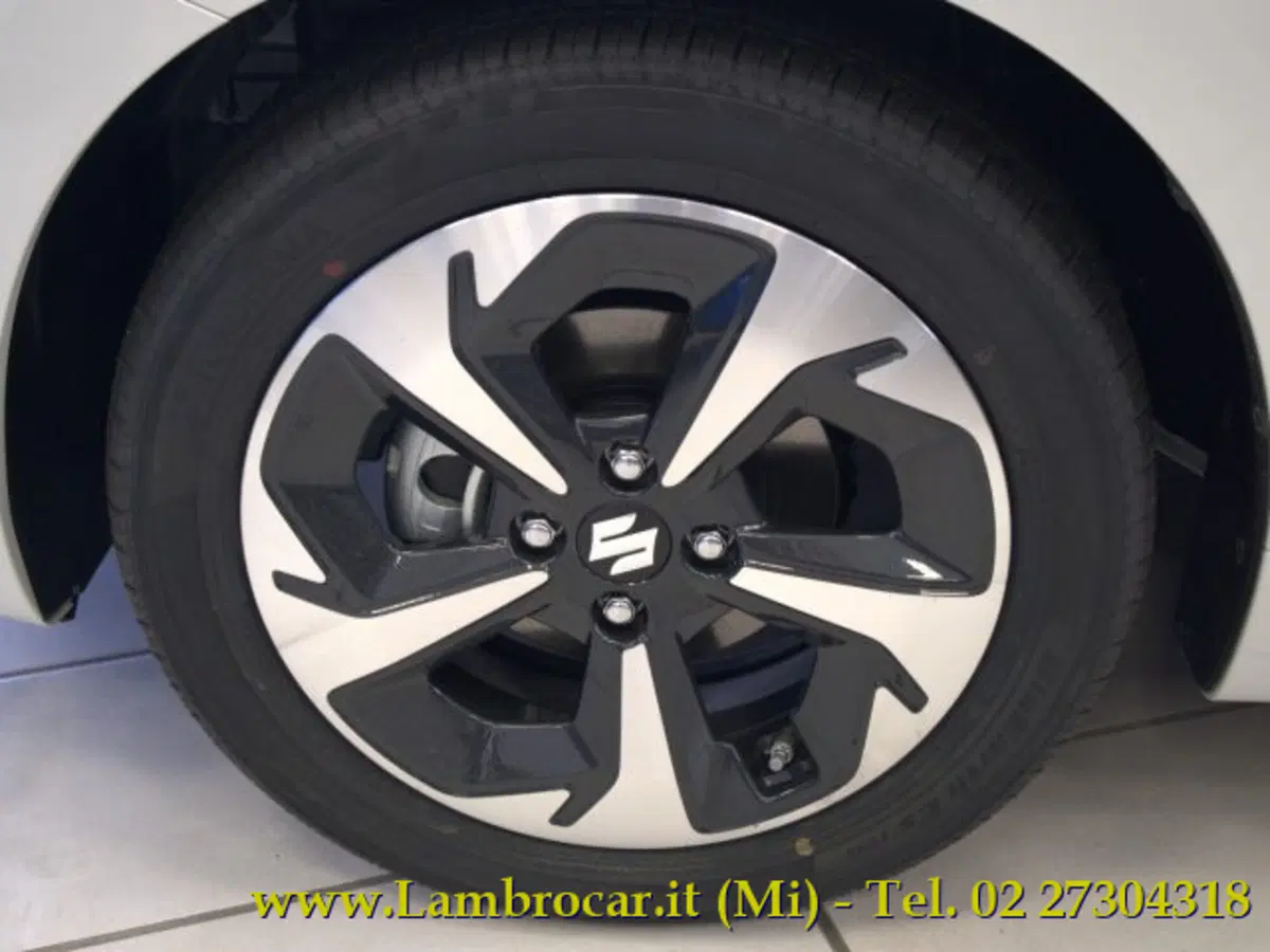 Suzuki Swift nuova a Milano (20)