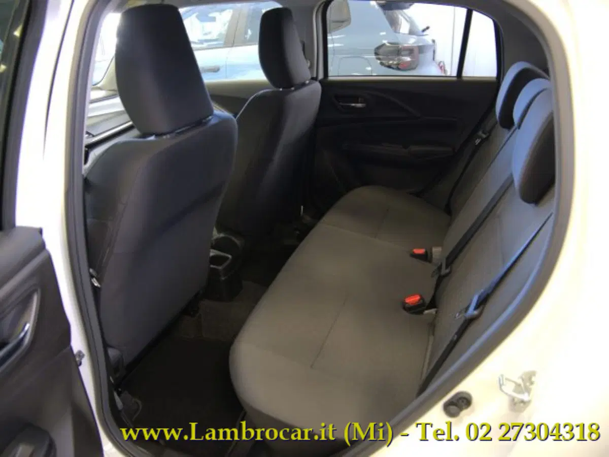 Suzuki Swift nuova a Milano (8)