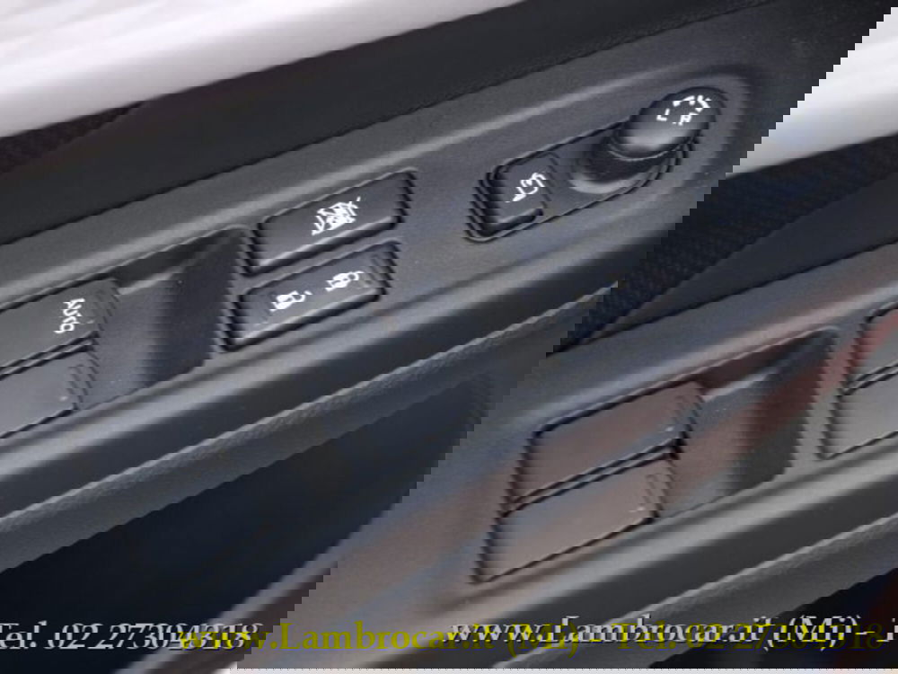 Suzuki Swift nuova a Milano (16)