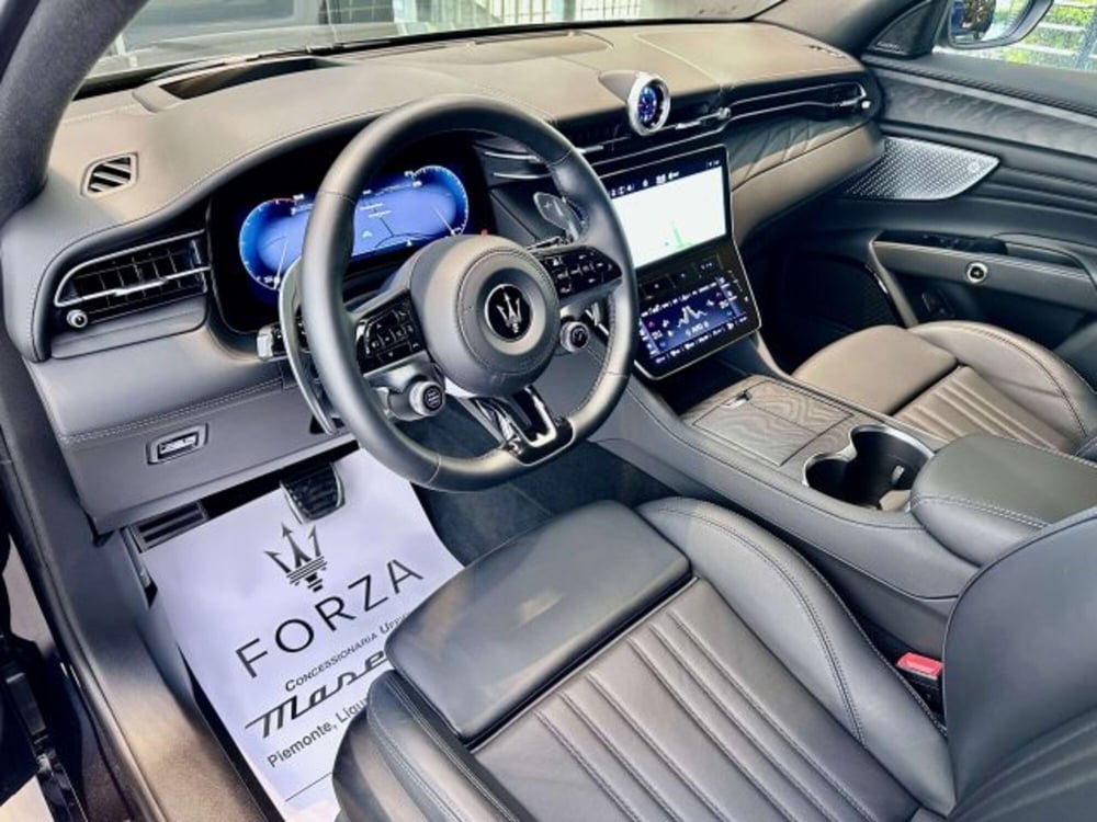 Maserati Grecale usata a Torino (9)