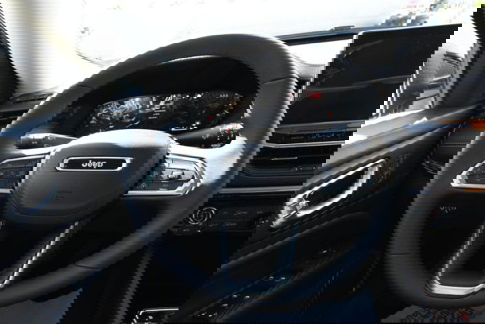 Jeep Compass nuova a Torino (16)