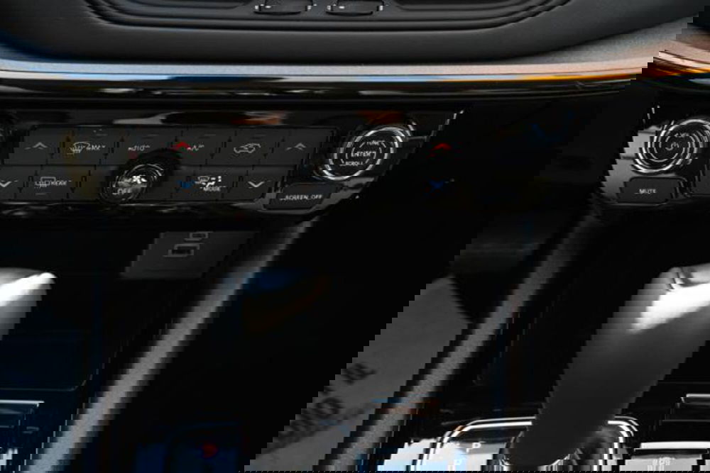 Jeep Compass nuova a Torino (19)