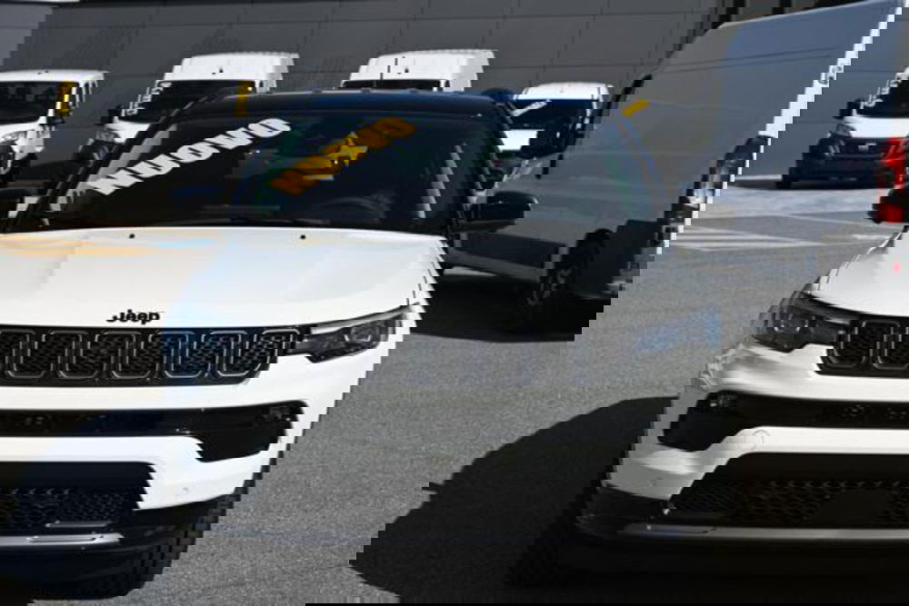 Jeep Compass nuova a Torino (2)