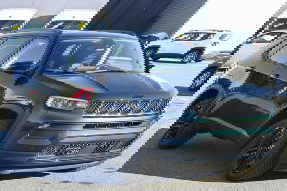 Jeep Compass nuova a Torino (3)