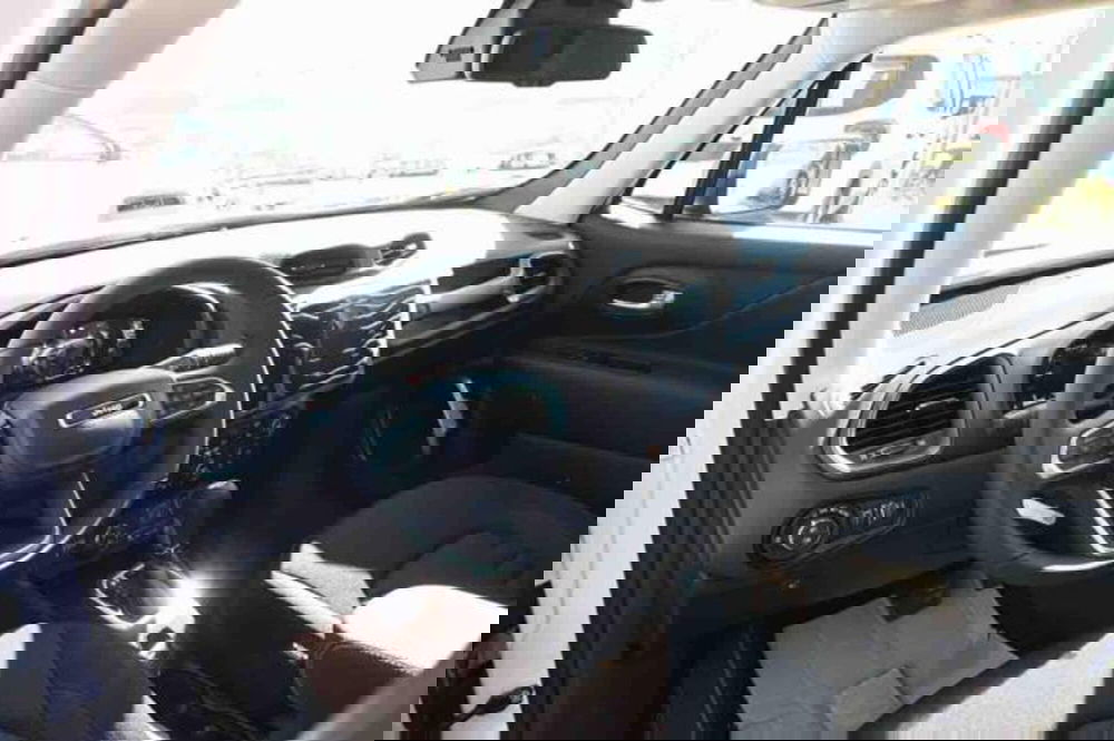 Jeep Renegade nuova a Torino (11)