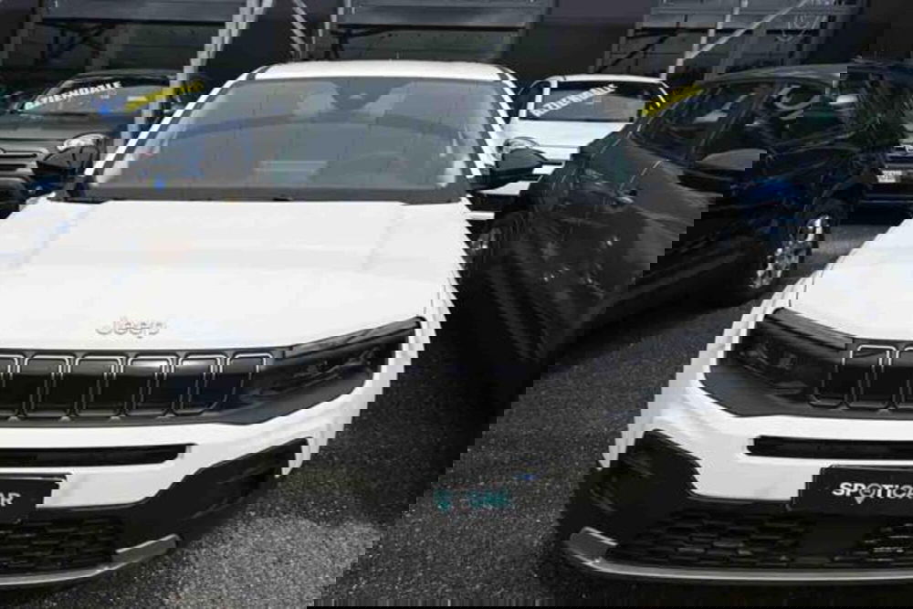 Jeep Avenger nuova a Torino (2)