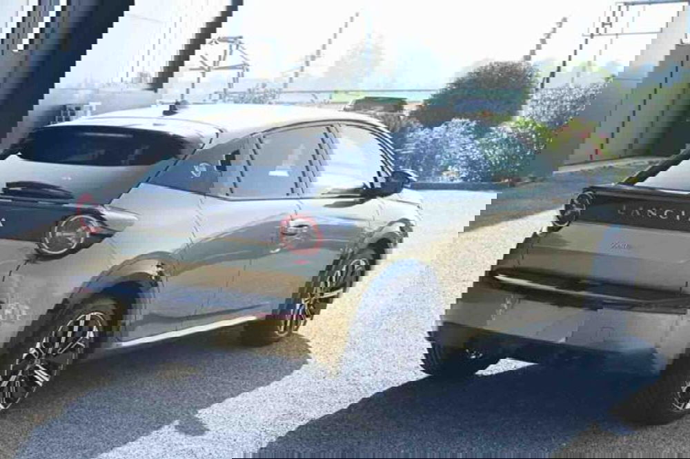 Lancia Ypsilon nuova a Torino (5)