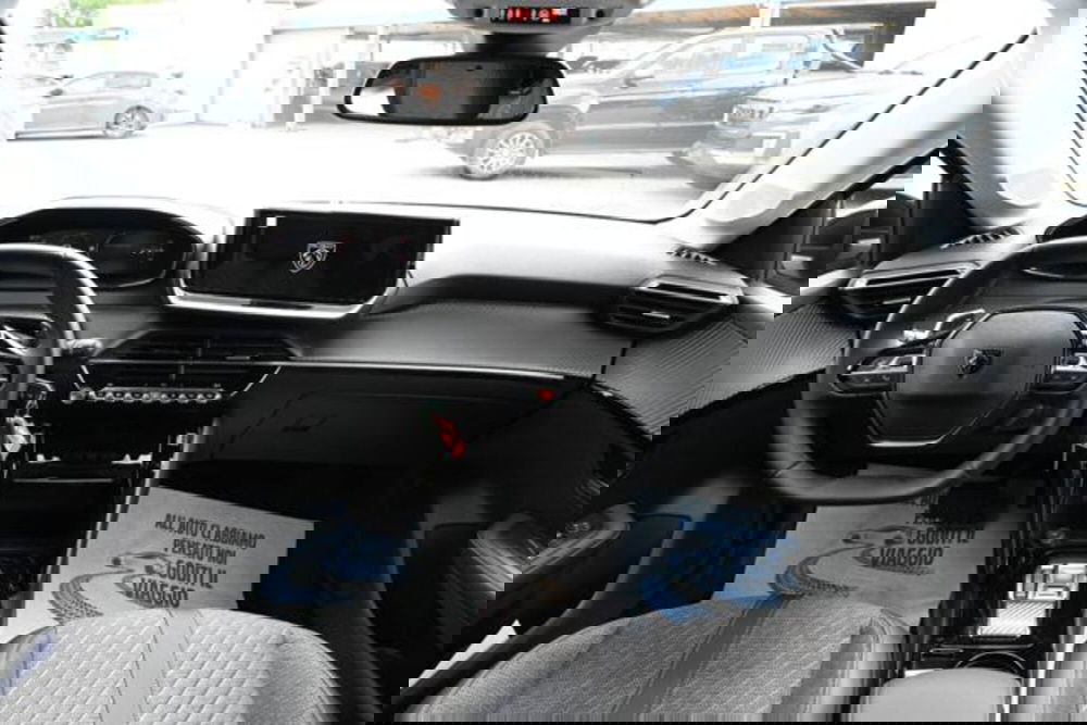 Peugeot 208 nuova a Torino (11)