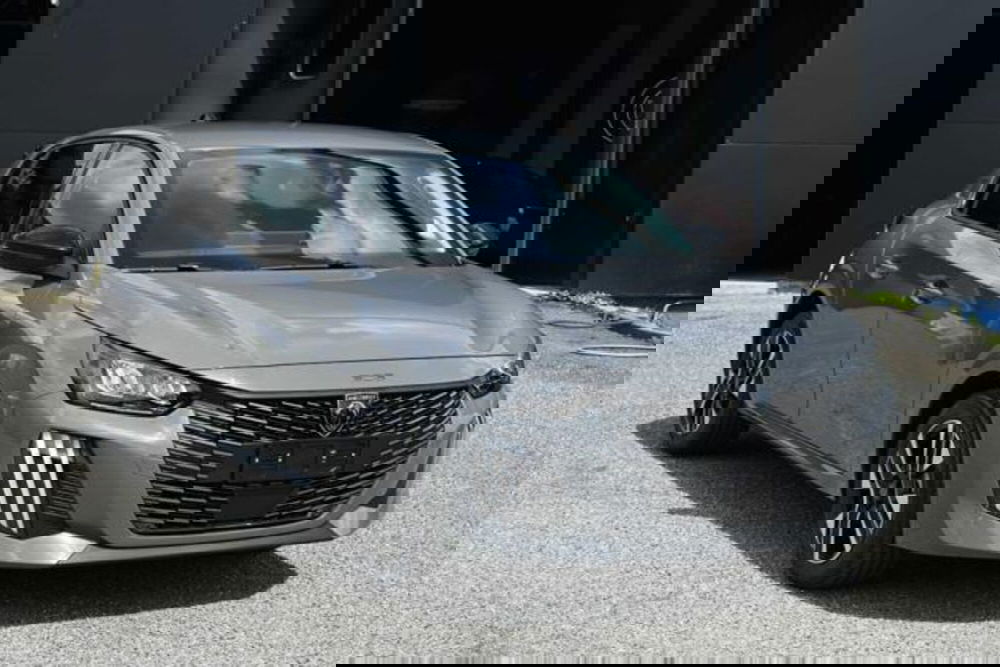 Peugeot 208 nuova a Torino (3)