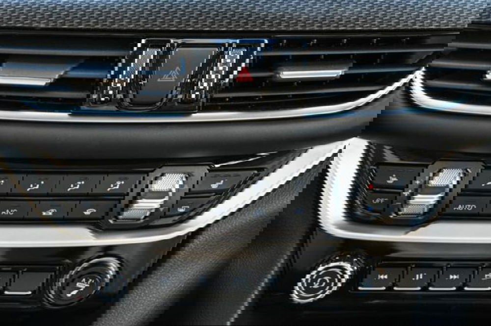 Foton Tunland nuova a Torino (19)