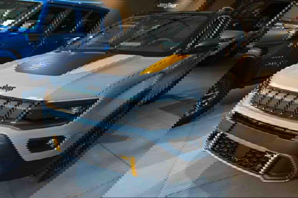 Jeep Avenger nuova a Torino