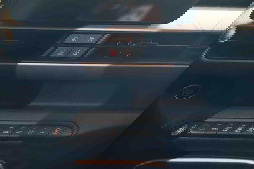 Jeep Avenger nuova a Torino (13)