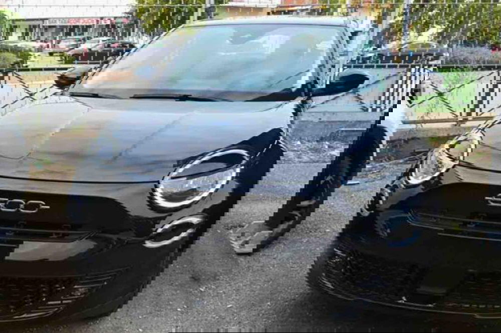 Fiat 600e nuova a Torino (2)