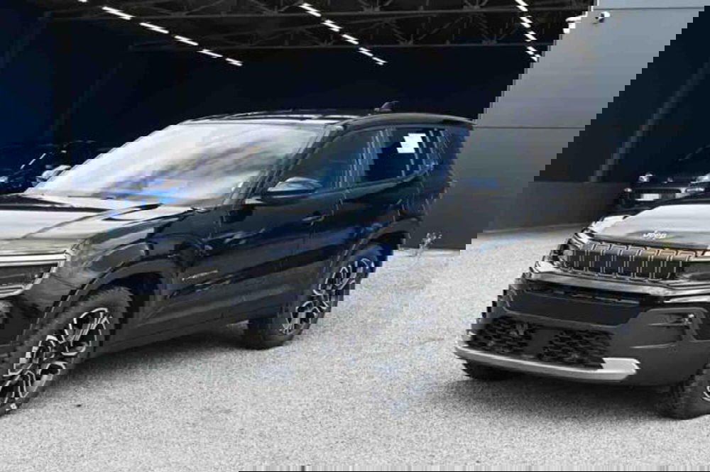 Jeep Avenger nuova a Torino