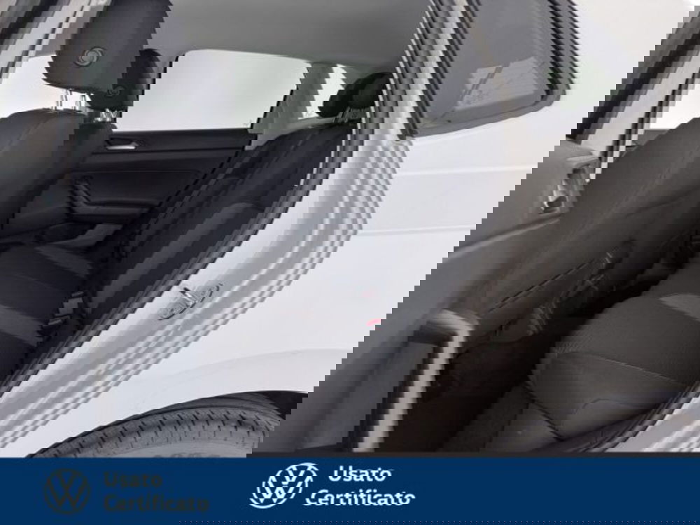 Volkswagen Polo nuova a Vicenza (9)