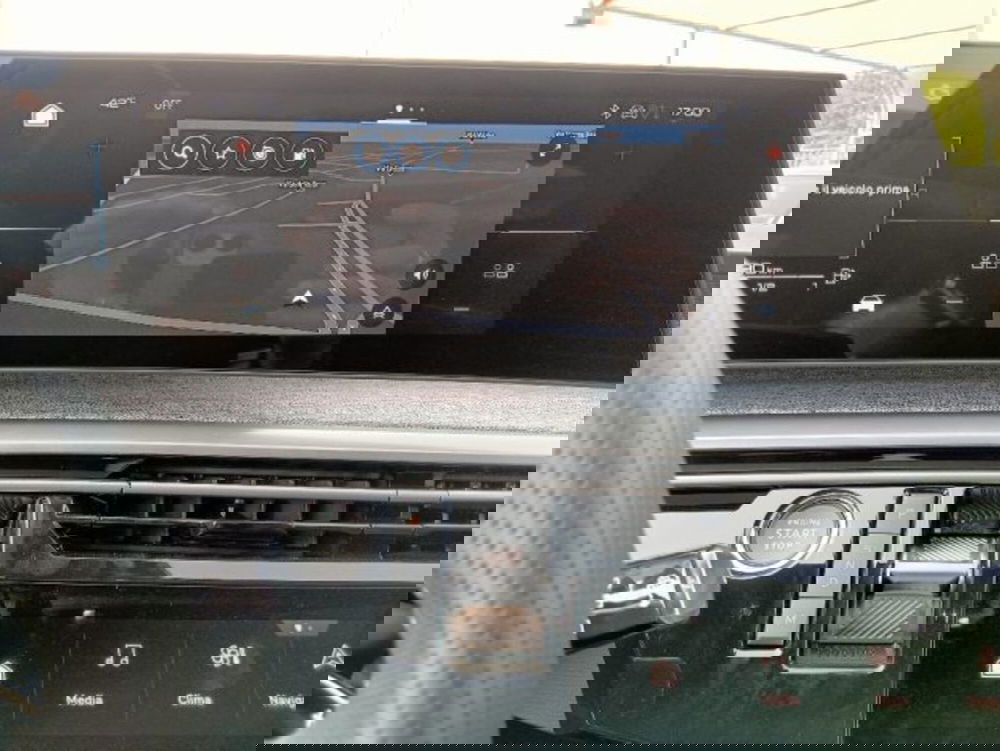 Peugeot 5008 nuova a Brescia (12)