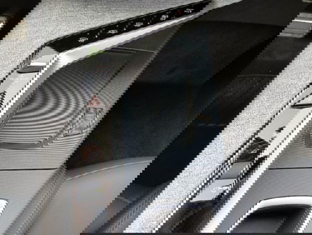 Peugeot 5008 nuova a Brescia (19)