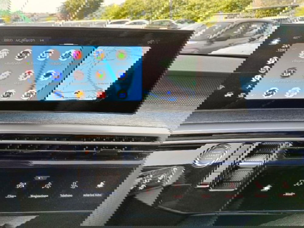 Peugeot 5008 nuova a Brescia (13)