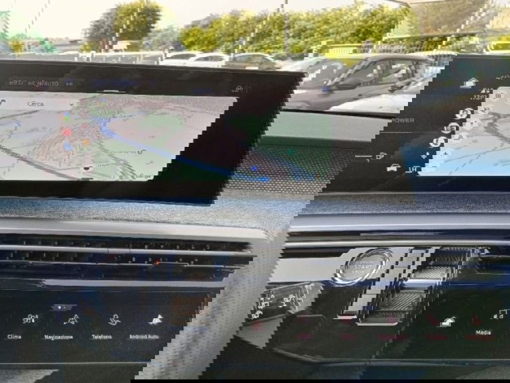 Peugeot 5008 nuova a Brescia (14)