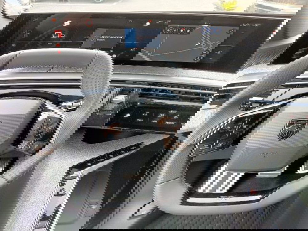 Peugeot 5008 nuova a Brescia (7)